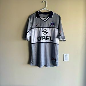 vintage PSG Ronaldinho soccer jersey. Size Large men’s.